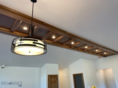 Beautiful single level end unit ground floor condo in nearly new on Bridger Creek Golf Course in Montana - for sale on GolfHomes.com, golf home, golf lot