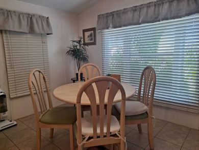 Great Location !!! Comes Fully Furnished and Move-In Ready  ! on Riverwood Golf Club in Florida - for sale on GolfHomes.com, golf home, golf lot