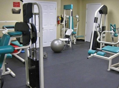 Great Location !!! Comes Fully Furnished and Move-In Ready  ! on Riverwood Golf Club in Florida - for sale on GolfHomes.com, golf home, golf lot