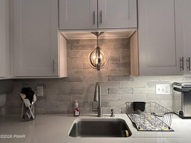 Tanglwood Lakes Community at Lake Wallenpaupack! This Modern and on Paupack Hills Golf and Country Club in Pennsylvania - for sale on GolfHomes.com, golf home, golf lot