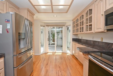Very popular single story detached home on the golf course is in on Crow Canyon Country Club in California - for sale on GolfHomes.com, golf home, golf lot