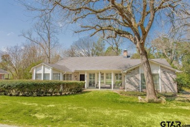 PRICED BELOW APPRAISAL VALUE! SELLER TO PAY HIDEAWAY INITIATION on Hide-A-Way Lake Golf Course in Texas - for sale on GolfHomes.com, golf home, golf lot