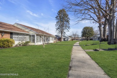 This popular Baronet is in move in condition. Situated one block on Greenbriar Woodlands in New Jersey - for sale on GolfHomes.com, golf home, golf lot