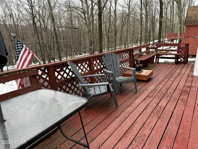 Tanglwood Lakes Community at Lake Wallenpaupack! This Modern and on Paupack Hills Golf and Country Club in Pennsylvania - for sale on GolfHomes.com, golf home, golf lot