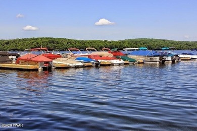 Tanglwood Lakes Community at Lake Wallenpaupack! This Modern and on Paupack Hills Golf and Country Club in Pennsylvania - for sale on GolfHomes.com, golf home, golf lot