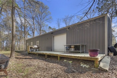 Picture this, a cozy 2-bedroom 2 bathroom barn-dominium sprawled on Pendleton Harbor in Texas - for sale on GolfHomes.com, golf home, golf lot