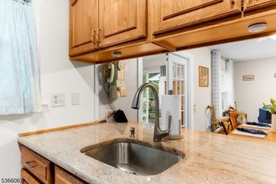 Welcome to this awesome buy in Clearbrook! Enjoy easy living in on Clearbrook Golf Club in New Jersey - for sale on GolfHomes.com, golf home, golf lot