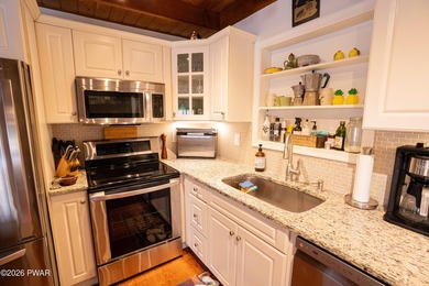 Welcome to your Pocono escape! This bright and spacious on The Hideout Golf in Pennsylvania - for sale on GolfHomes.com, golf home, golf lot