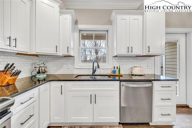 Custom-built Craftsman home at Mt. Air Golf Course offering on Mountain Aire Golf Course in North Carolina - for sale on GolfHomes.com, golf home, golf lot