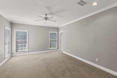 This lovely traditional home has a traditional floor plan design on Highland Oaks Golf Course in Alabama - for sale on GolfHomes.com, golf home, golf lot