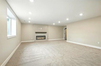 Beautiful Hodge Construction built ranch style home next to on Saddleback Ridge Golf Course in Iowa - for sale on GolfHomes.com, golf home, golf lot