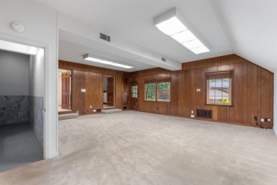 Located just steps from Pleasant Valley Country Club, tennis on Pleasant Valley Country Club in Arkansas - for sale on GolfHomes.com, golf home, golf lot