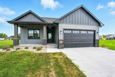 Beautiful Hodge Construction built ranch style home next to on Saddleback Ridge Golf Course in Iowa - for sale on GolfHomes.com, golf home, golf lot