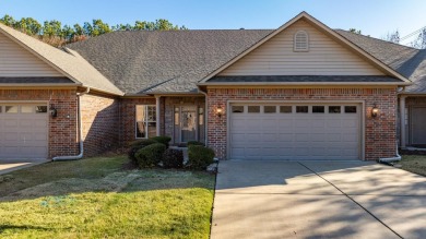 Wonderful condo adjacent to Centennial Valley Country Club golf on Centennial Valley Golf Course in Arkansas - for sale on GolfHomes.com, golf home, golf lot