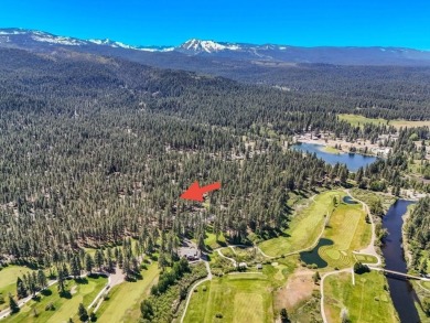 This cozy bright home is located in Graeagle Meadows with views on Graeagle Meadows Golf Course in California - for sale on GolfHomes.com, golf home, golf lot