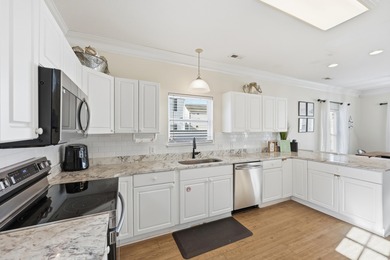 Rare opportunity to own a spacious 5-bedroom, 3bath elevated on Prestwick Country Club in South Carolina - for sale on GolfHomes.com, golf home, golf lot