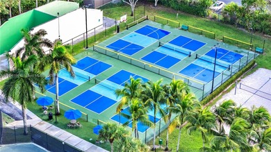 Spacious 3BR/2BA condo in the desirable Doral Park Country Club on Jim McLean Signature Course in Florida - for sale on GolfHomes.com, golf home, golf lot