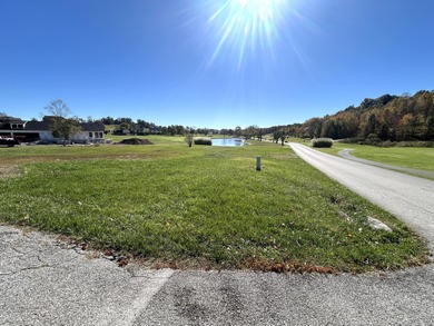 This lot located in prestigious The Oaks of London on the on Crooked Creek Golf Club in Kentucky - for sale on GolfHomes.com, golf home, golf lot