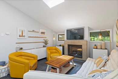 Dreaming of the Oregon Coast? Don't miss this delightful home on Salishan Spa and Golf Resort in Oregon - for sale on GolfHomes.com, golf home, golf lot