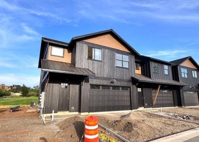 Summer interest rate special, call agent for more details! Call on  in Oregon - for sale on GolfHomes.com, golf home, golf lot