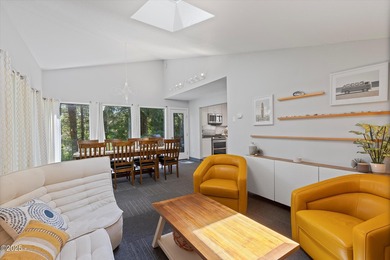 Dreaming of the Oregon Coast? Don't miss this delightful home on Salishan Spa and Golf Resort in Oregon - for sale on GolfHomes.com, golf home, golf lot