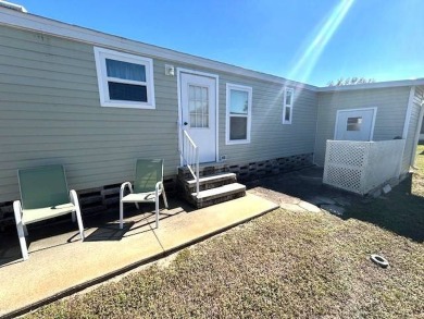 Discover this beautifully maintained 2-bedroom, 2-bathroom home on Crystal Lake Club in Florida - for sale on GolfHomes.com, golf home, golf lot