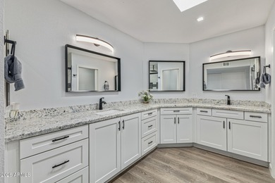 Peaceful and Serene Lakefront Home.This, 3 bed, 2 bath,home has on Cottonwood Country Club in Arizona - for sale on GolfHomes.com, golf home, golf lot