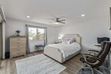 Peaceful and Serene Lakefront Home.This, 3 bed, 2 bath,home has on Cottonwood Country Club in Arizona - for sale on GolfHomes.com, golf home, golf lot