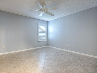 GOLF FRONT LIVING WITH NO BOND! This beautiful 3 Bedroom, 2 Bath on The Links of Spruce Creek in Florida - for sale on GolfHomes.com, golf home, golf lot