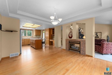 Welcome to this spacious and beautifully maintained 3-bedroom on Prairie Green Golf Course in South Dakota - for sale on GolfHomes.com, golf home, golf lot