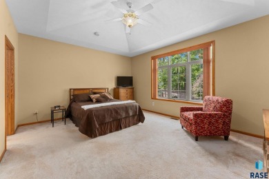 Welcome to this spacious and beautifully maintained 3-bedroom on Prairie Green Golf Course in South Dakota - for sale on GolfHomes.com, golf home, golf lot