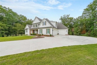 Better than new! This beautiful 2023 custom home offers total on Callahan Golf Links in Georgia - for sale on GolfHomes.com, golf home, golf lot