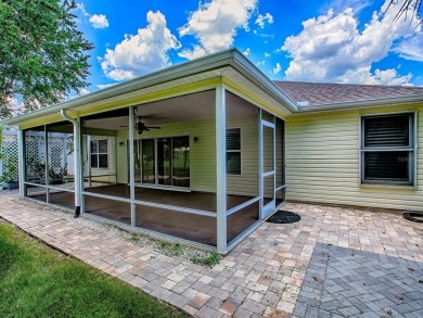 GOLF FRONT LIVING WITH NO BOND! This beautiful 3 Bedroom, 2 Bath on The Links of Spruce Creek in Florida - for sale on GolfHomes.com, golf home, golf lot