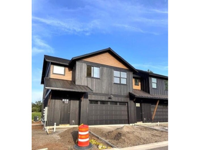 Summer interest rate special, call agent for more details! Call on  in Oregon - for sale on GolfHomes.com, golf home, golf lot