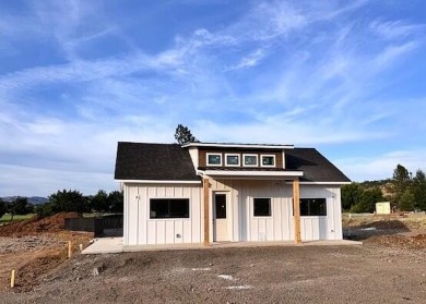 Summer interest rate special, call agent for more details! Call on  in Oregon - for sale on GolfHomes.com, golf home, golf lot