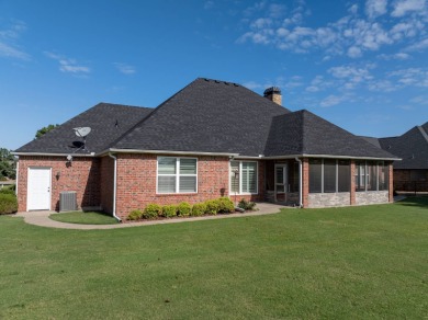 Patricia Island Estates, Grove, OK Home on 1 Acre Lot    What an on Patricia Island Golf Club in Oklahoma - for sale on GolfHomes.com, golf home, golf lot