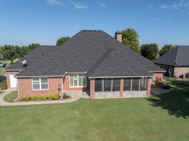 Patricia Island Estates, Grove, OK Home on 1 Acre Lot    What an on Patricia Island Golf Club in Oklahoma - for sale on GolfHomes.com, golf home, golf lot