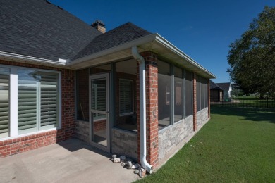 Patricia Island Estates, Grove, OK Home on 1 Acre Lot    What an on Patricia Island Golf Club in Oklahoma - for sale on GolfHomes.com, golf home, golf lot