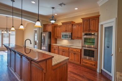 Patricia Island Estates, Grove, OK Home on 1 Acre Lot    What an on Patricia Island Golf Club in Oklahoma - for sale on GolfHomes.com, golf home, golf lot
