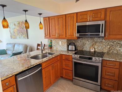 This is a true Penthouse located on the 20th floor with no units on Makaha Valley Country Club in Hawaii - for sale on GolfHomes.com, golf home, golf lot