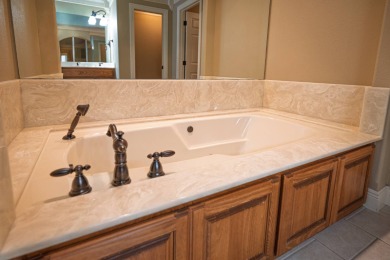 Patricia Island Estates, Grove, OK Home on 1 Acre Lot    What an on Patricia Island Golf Club in Oklahoma - for sale on GolfHomes.com, golf home, golf lot