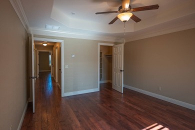 Patricia Island Estates, Grove, OK Home on 1 Acre Lot    What an on Patricia Island Golf Club in Oklahoma - for sale on GolfHomes.com, golf home, golf lot
