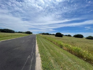 Great flat lot! This lot has been cleared. This property located on The Retreat in Texas - for sale on GolfHomes.com, golf home, golf lot