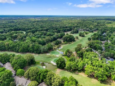 This charming and meticulously maintained 2-bedroom, 2-bathroom on Haile Plantation Golf and Country Club in Florida - for sale on GolfHomes.com, golf home, golf lot