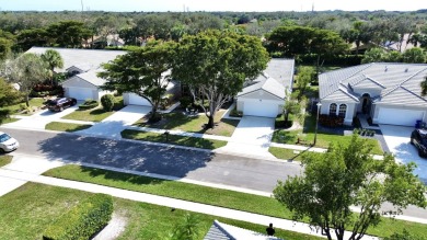 Exceptional Opportunity - Priced 10% Below Recent Sales! 3 bed on Aberdeen Golf and Country Club in Florida - for sale on GolfHomes.com, golf home, golf lot