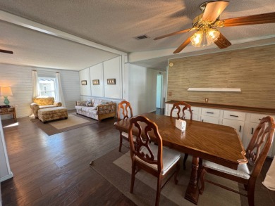 If you're looking for that special home in the Central Florida on Lake Henry Golf Club in Florida - for sale on GolfHomes.com, golf home, golf lot