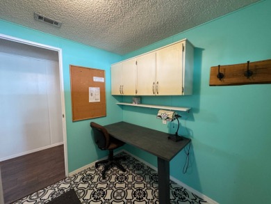 If you're looking for that special home in the Central Florida on Lake Henry Golf Club in Florida - for sale on GolfHomes.com, golf home, golf lot