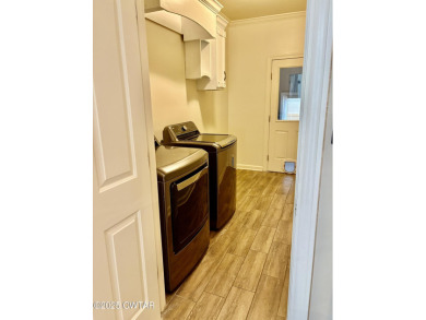 Beautiful upgraded home near Jackson Country club! New kitchen on Jackson Country Club in Tennessee - for sale on GolfHomes.com, golf home, golf lot