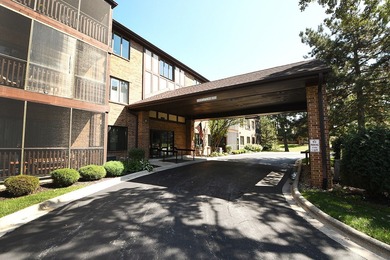 Come home to your quiet place in Oak Hills Country Club Village on Oak Hills Country Club in Illinois - for sale on GolfHomes.com, golf home, golf lot