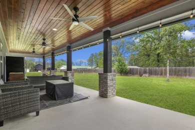 This beautifully custom-built home offers an inviting on Rayburn Country Club in Texas - for sale on GolfHomes.com, golf home, golf lot